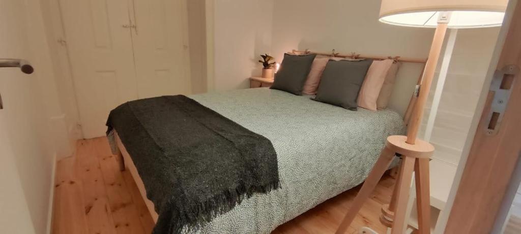 Central Bedroom In Shared House In Chiado - Historic Center Of Lisbona Esterno foto